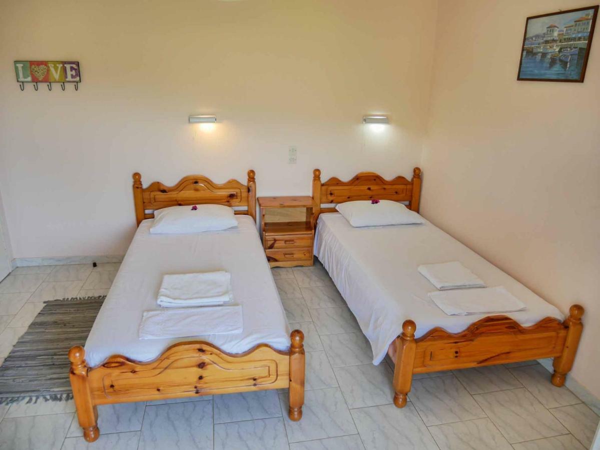 Yiannis Apartments Agios Georgios Pagoi Corfu Агиос Георгиос Пагон Екстериор снимка