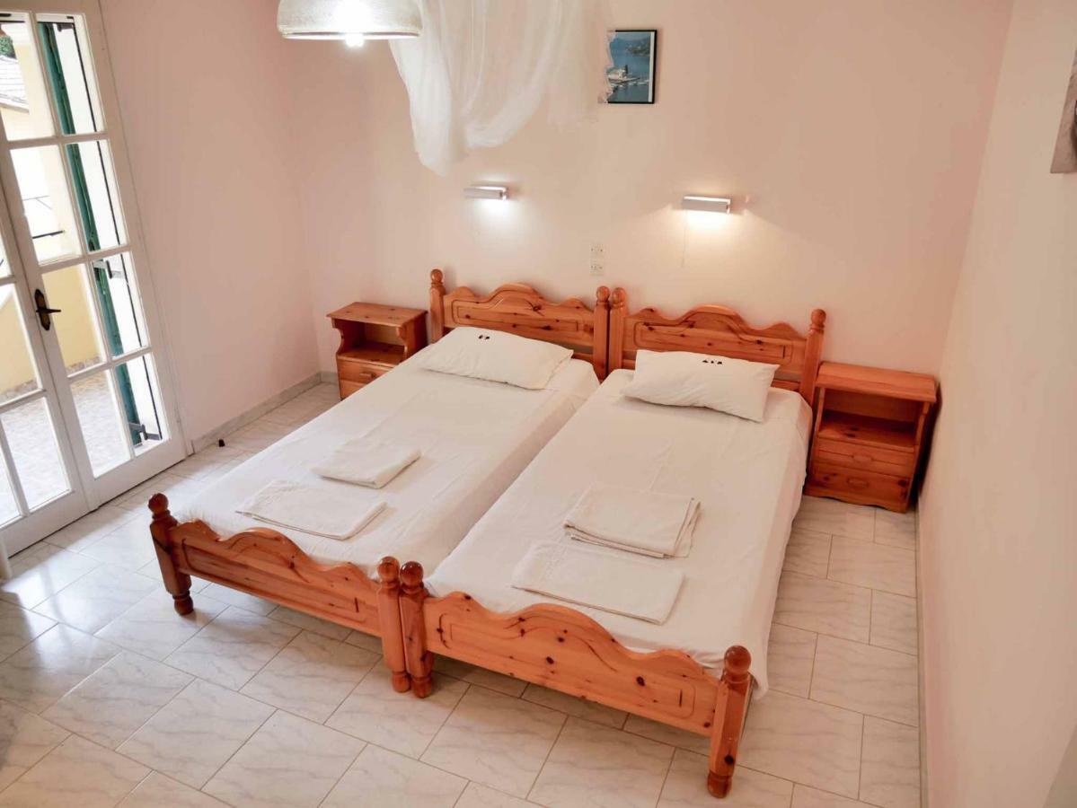 Yiannis Apartments Agios Georgios Pagoi Corfu Агиос Георгиос Пагон Екстериор снимка