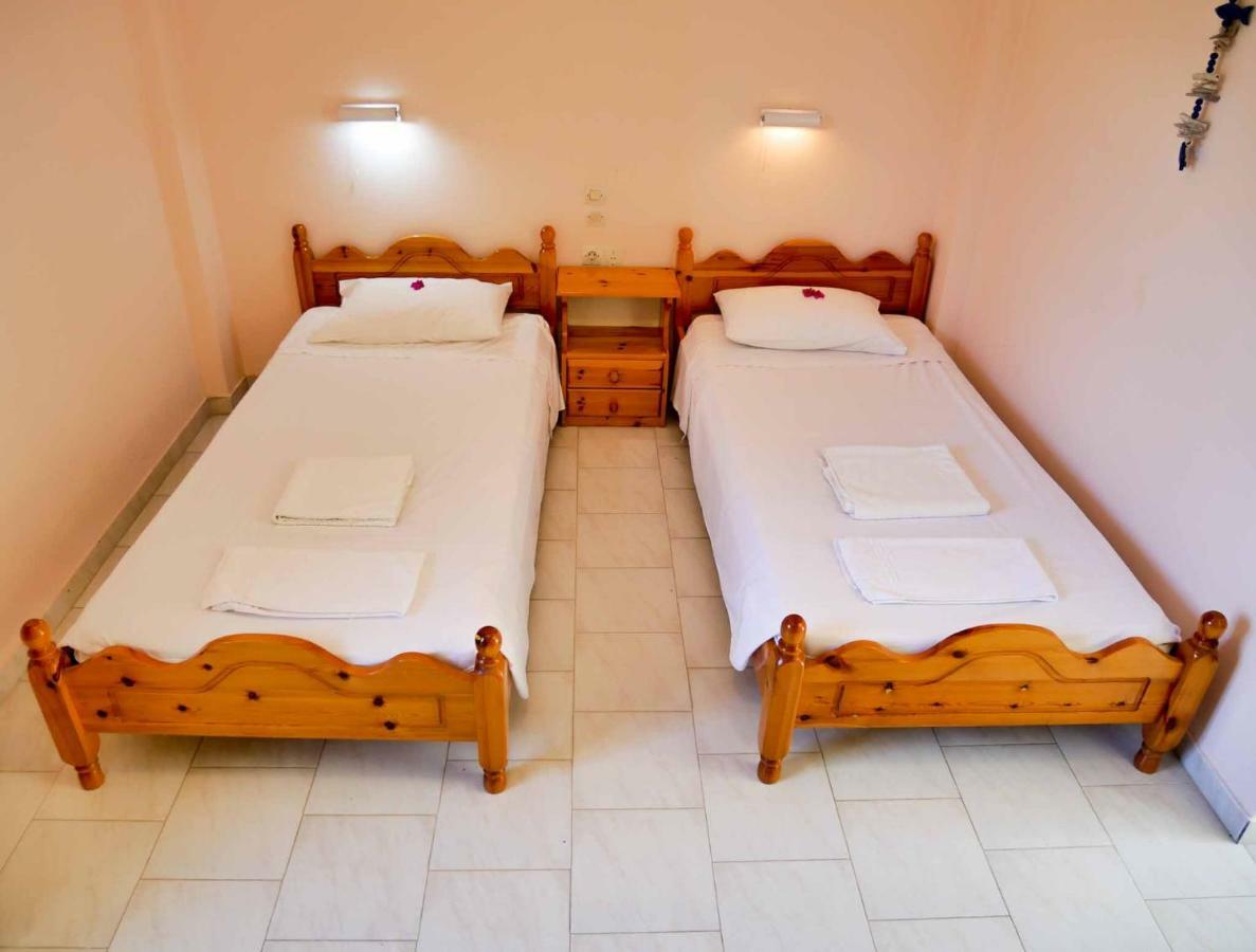 Yiannis Apartments Agios Georgios Pagoi Corfu Агиос Георгиос Пагон Екстериор снимка