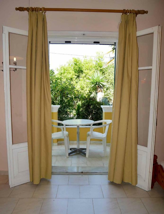 Yiannis Apartments Agios Georgios Pagoi Corfu Агиос Георгиос Пагон Екстериор снимка