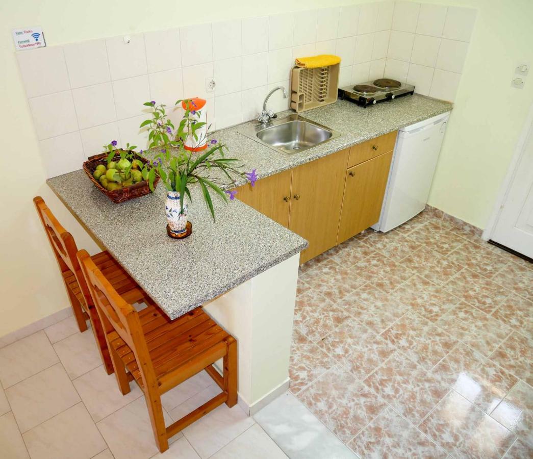 Yiannis Apartments Agios Georgios Pagoi Corfu Агиос Георгиос Пагон Екстериор снимка