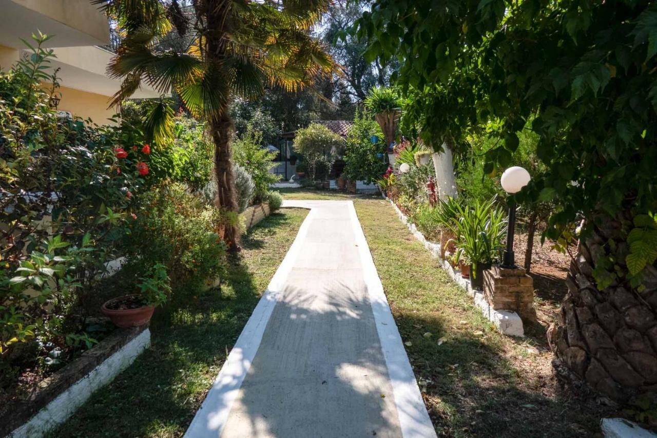 Yiannis Apartments Agios Georgios Pagoi Corfu Агиос Георгиос Пагон Екстериор снимка