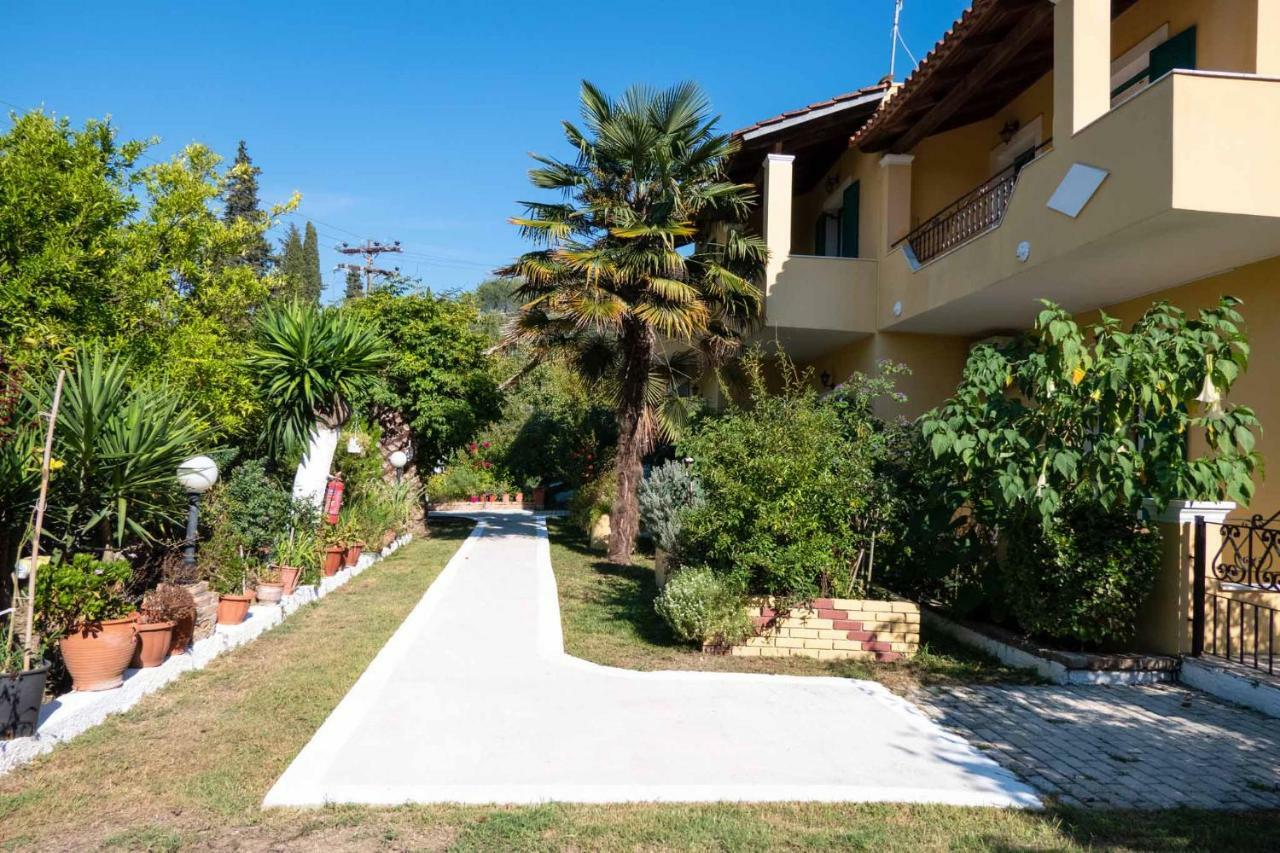Yiannis Apartments Agios Georgios Pagoi Corfu Агиос Георгиос Пагон Екстериор снимка